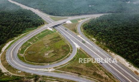 Foto udara Tol Pekanbaru-Dumai di Riau, Sabtu (26/9/2020). T