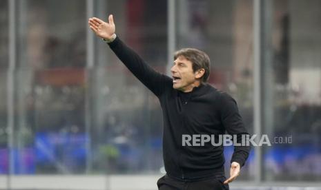 Pelatih Napoli Antonio Conte.