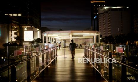 PT Transportasi Jakarta (TransJakarta) masih melakukan perbaikan sejumlah halte yang mengalami kerusakan atau kebocoran saat hujan.