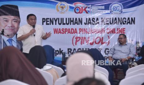 Wakil Ketua DPR RI Bidang Korinbang, Rachmat Gobel melakukan sosialisasi tentang bahaya pinjol ilegal dan investasi bodong di Gorontalo, Selasa, (8/8/2023).