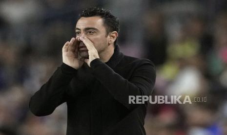  Reaksi pelatih kepala Barcelona Xavi Hernandez saat pertandingan sepak bola LaLiga Spanyol antara FC Barcelona dan Rayo Vallecano di stadion Camp Nou di Barcelona, ??Catalonia, Spanyol, Senin (25/4) dini hari WIB.