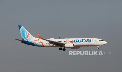 UEA Aktivasi Visa Turis untuk Israel. Foto:  Sebuah pesawat flydubai perusahaan UEA mendarat di Bandara Internasional Ben Gurion, dekat Tel Aviv, Israel, 01 Desember 2020. Media melaporkan bahwa ribuan orang Israel telah mengunjungi Dubai untuk tujuan liburan.