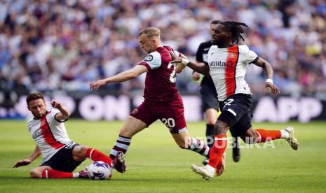 Laga West Ham United vs Luton Town di Liga Primer Inggris.