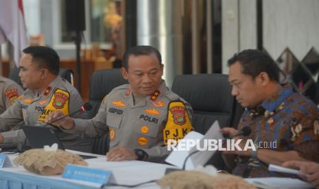 Polda Metro Jaya Tetapkan Roy Suryo Cs Jadi Tersangka Kasus Ijazah Jokowi |Republika Online 1 053606700 1762493292 830 556