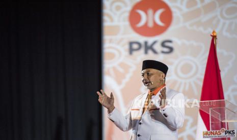 Presiden PKS Ahmad Syaikhu tegaskan menolak pemilu ditunda dan menolak presiden tiga periode.