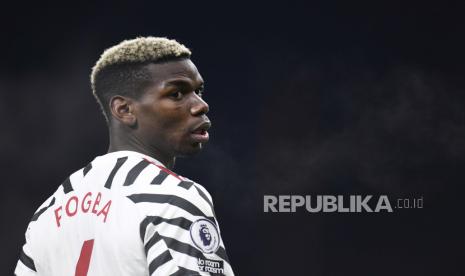 Reaksi pemain Manchester United Paul Pogba dari Prancis dalam pertandingan sepak bola Liga Utama Inggris antara Burnley dan Manchester United di Burnley, Inggris, Selasa, 12 Januari 2021. Manchester memenangkan pertandingan 1-0 dengan gol dari Pogba 