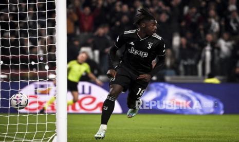  Moise Kean dari Juventus gagal dipinjam Atletico karena kondisi kebugaran.