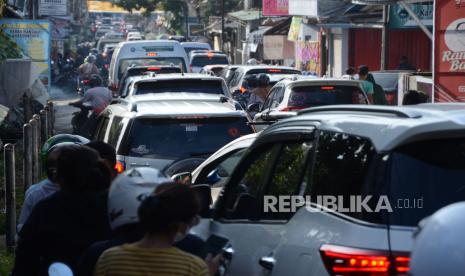 Arus balik mudik Garut-Bandung masih macet di hari terakhir operasi Lebaran 2022.