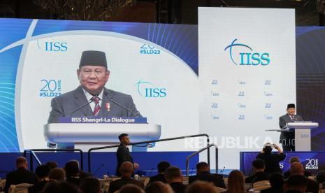 Indonesias Minister of Defense Prabowo Subianto, delivers his speech during the 20th International Institute for Strategic Studies (IISS) Shangri-La Dialogue, Asia