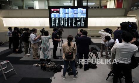 Bursa Efek Tokyo, Jepang (ilustrasi). Pembukaan perdagangan saham di bursa-bursa kawasan Asia Timur menunjukkan penguatan pada Selasa (16/2).