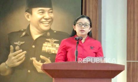 Ketua DPP PDIP, Puan Maharani membacakan 17 rekomendasi eksternal hasil Rakernas III PDIP, di Sekolah Partai, Jakarta, Kamis (8/6/2023).