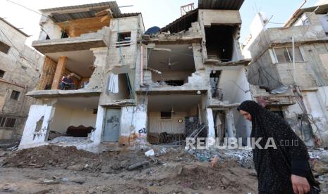  Khutbah Jumat bisa mengangkat tema tentang Palestina. Foto:  Suasana pasca serangan Israel di Palestina. 