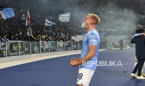 Lazio berbalik unggul 3-1 dalam laga dinihari tadi WIB.