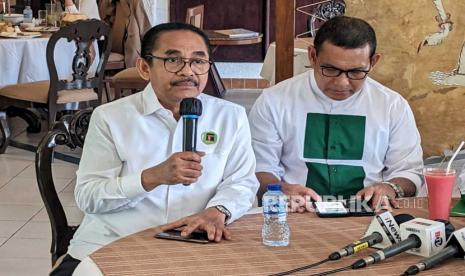 Wakil Sekretaris Majelis Pertimbangan PPP yang juga juru bicara PPP Usman M. Tokan menanggapi isu terkait Sandiaga Salahuddin Uno hingga Koalisi Indonesia Bersatu (KIB), Rabu (23/3).