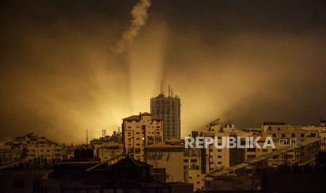 Dalam isu Timur Tengah, Cina mendukung pembentukan negara Palestina merdeka