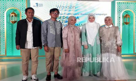 Wardah meluncurkan kampanye Ramadhan 2023, Bersama Lebih Bermakna di Jakarta pada Senin (20/3/2023).