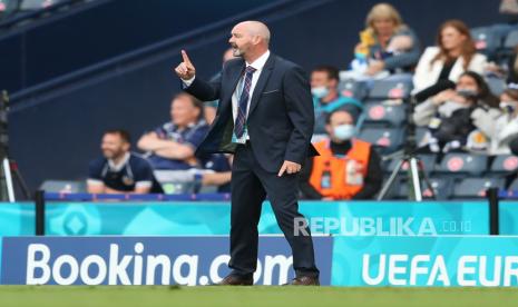 Manajer Skotlandia Steve Clarke bereaksi selama pertandingan sepak bola babak penyisihan grup D UEFA EURO 2020 antara Kroasia dan Skotlandia di Glasgow, Inggris, 22 Juni 2021.