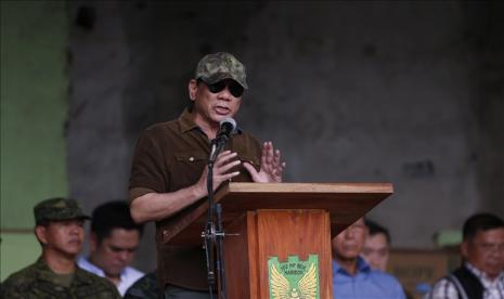 Presiden Rodrigo Duterte tidak akan bekerja sama dengan penyelidikan Pengadilan Kriminal Internasional (ICC) terkait dugaan pelanggaraan HAM dalam perang melawan narkoba