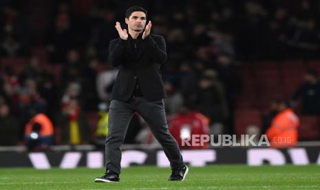  Manajer Arsenal Mikel Arteta mengakui kehebatan Liverpool usai timnya dihajar 0-4 di Anfield. Arteta menilai Arsenal mendapatkan hukuman dari Liverpool karena kesalahan mereka.