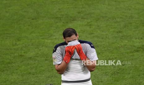 Kiper Italia dan PSG Gianluigi Donnarumma.