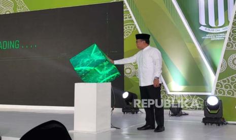 Ketua Umum Pengurus Besar Nahdlatul Ulama (PBNU), KH Yahya Cholil Staquf (Gus Yahya) saat membuka Konferensi Besar (Konbes) NU dan Halaqah Nasional Strategi Peradaban NU yang merupakan rangkaian dari Harlah ke-101 NU di Pondok Pesantren Al-Munawwir Krapyak, Bantul, Senin (29/1/2024).