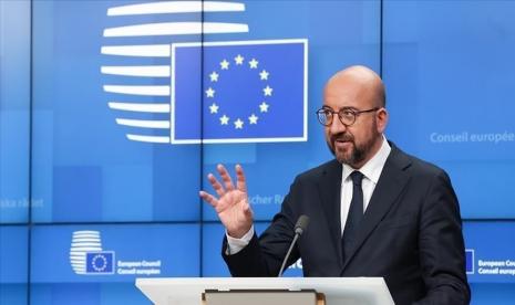 Presiden Dewan Eropa Charles Michel pada Kamis (1/12/2022) meyakinkan Presiden China Xi Jinping bahwa Uni Eropa (UE) menghormati kedaulatan China dan tidak akan mencampuri urusan dalam negerinya.