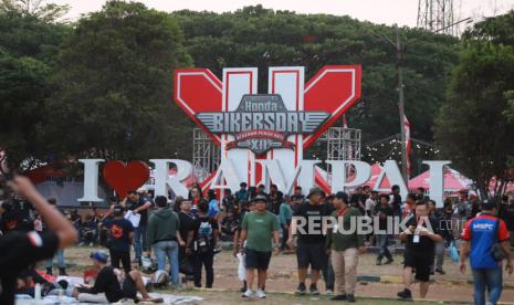 Sebanyak 34.377 bikers Honda dari 750 klub di seluruh Indonesia merayakan acara tahunan Honda Bikers Day (HBD) 2023. Puncak acara HBD 2023 berlangsung di Lapangan Rampal, Malang, Jawa Timur, Sabtu (28/10/2023). 