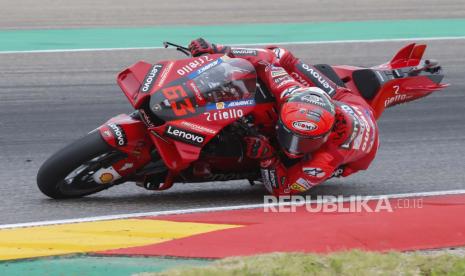  Pembalap MotoGP Francesco Bagnaia dari tim Ducati di GP Aragon.