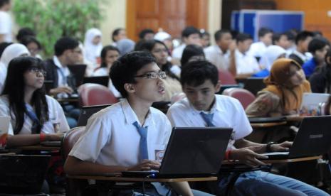 IGGS Tawarkan Kuliah Gratis di Telkom University Surabaya