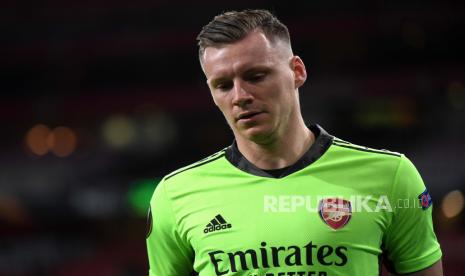 Penjaga gawang Arsenal Bernd Leno. Arsenal  siap melepas Leno pada bursa transfer musim panas 2022 ini.