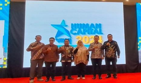 Hadapi Berbagai Tantangan Transformasi Global, Berbagai Perusahaan Kantongi Penghargaan Ajang HCREA 2024