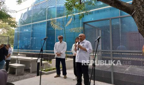 Menteri Koperasi dan UKM Teten Masduki membuka Skyeats Smesco di Jakarta, Selasa (21/3/2023) guna memudahkan UMKM melakukan bisnis kuliner.