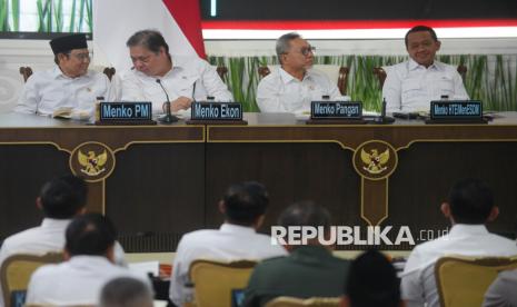 Jaga Daya Beli, Pemerintah Bakal Tebar Rp31,8 Triliun untuk Bansos dan Diskon Nataru