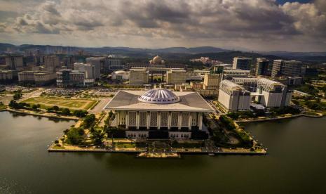 Masjid Tuanku Mizan Zainal Abidin di Kompleks Islam Putrajaya, Malaysia.