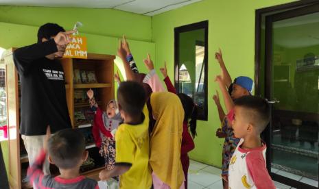 Pendidikan: Misi Kemanusiaan Dirikan Rumah Baca Anak di Karawang