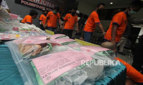 Sabu-sabu (ilustrasi). Kepolisian Resor (Polres) Purwakarta berhasil mengungkap kasus peredaraan narkotika di wilayah Purwakarta. Selama kurun bulan April tercatat aada 10 kasus yang berhasil diungkap Satresnarkoba Purwakarta.