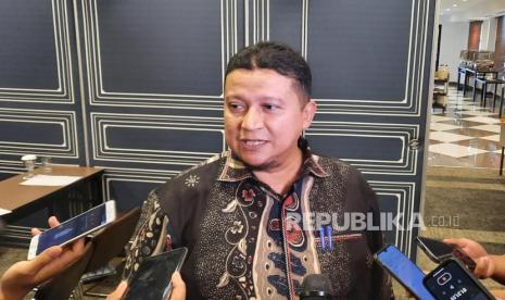 Mantan Ketua Dewan Kehormatan Penyelenggara Pemilu (DKPP) Profesor Muhammad ketika diwawancarai wartawan di sebuah hotel di Jakarta Pusat, Ahad (12/2/2023). Dia memprediksi putusan perkara dugaan kecurangan KPU bakal serupa dengan kasus Ferdi Sambo. 