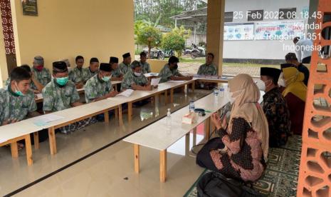 Jalani Pembinaan Kepribadian,  Narapidana Lapas Terbuka Kendal Belajar Al Quran