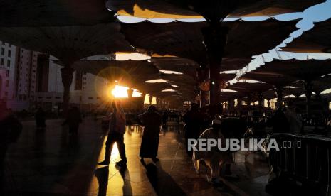 Suasana pagi hari di Masjid Nabawi, Madinah, Arab Saudi, Selasa(2/5/2023). Masjid Nabawi adalah masjid suci umat Islam selain Masjidil Haram. 