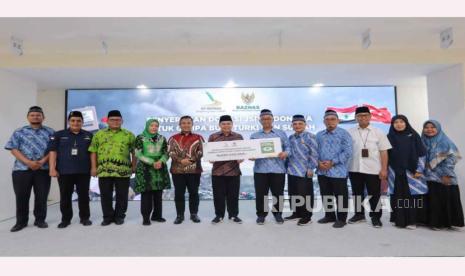 Badan Amil Zakat Nasional (Baznas) RI menerima sedekah solidaritas dunia Islam dari Jaringan Sekolah Islam Terpadu (JSIT) Indonesia. Sedekah tersebut akan digunakan untuk membantu korban gempa yang melanda Turki dan Suriah. 