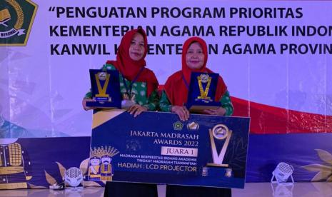 MTsN 32 Raih Penghargaan Jakarta Madrasah Award 2022