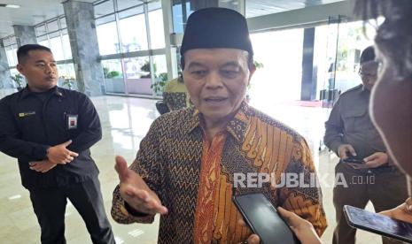 Wakil Ketua Majelis Syura Partai Keadilan Sejahtera (PKS) yang juga Wakil Ketua MPR Hidayat Nur Wahid mendorong Anies Rasyid Baswedan segera mengumumkan cawapresnya, di Gedung Nusantara, Kompleks Parlemen, Jakarta, Selasa (15/8/2023). 