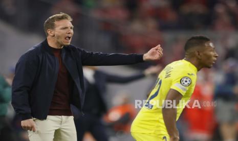  Reaksi pelatih Bayern Muenchen Julian Nagelsmann selama pertandingan leg kedua perempat final Liga Champions UEFA antara Bayern Muenchen dan Villarreal CF di Munich, Jerman, 12 April 2022.