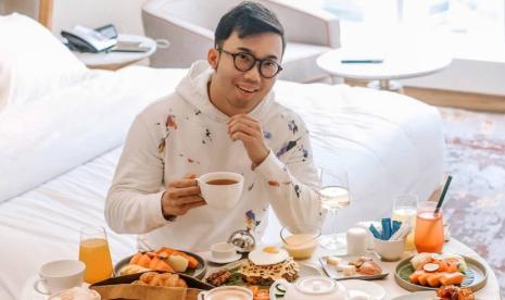 Selain Icip Kuliner Ekstrem, Andre Sarwono Datangi Kedai Legendaris Thailand