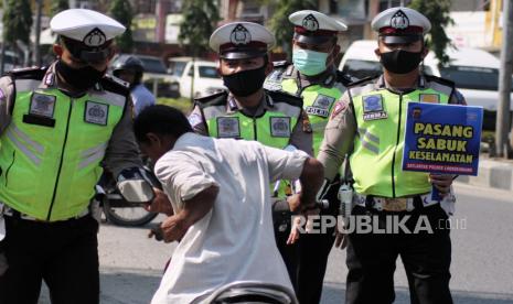 Direktorat Lalu Lintas Polda Metro Jaya mengatakan Operasi Patuh Jaya 2020 akan dilaksanakan dengan sistem 'hunting' atau mencari titik rawan pelanggaran lalu lintas. 