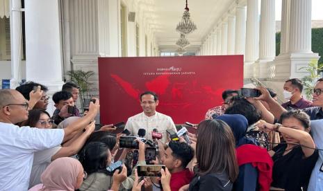 Horee...Presiden Jokowi Batalkan Kenaikan UKT 2024