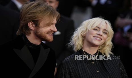 Musisi Finneas OConnel dan adiknya, Billie Eilish.