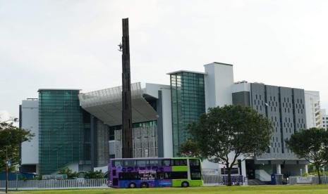 Masjid Assyafaah di Singapura terbilang unik. Sebab, bentuknya sekilas lebih menyerupai gedung perkantoran, alih-alih sebuah masjid.