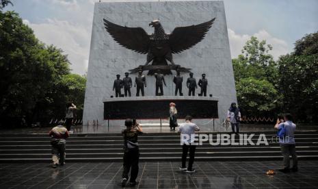 Membumikan Kembali Keteladanan Pancasila