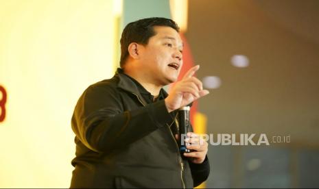  Menteri BUMN Erick Thohir dinyatakan oleh lembaga survei Indo Barometer sebagai calon wakil presiden (cawapres) terkuat saat ini. (ilustrasi)